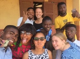 Working closely between volunteer and teacher team