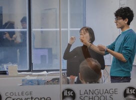 Experience Teaching Practice in a multi-language and multi-cultural classroom environment