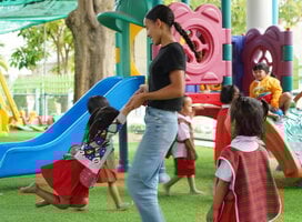 Childcare volunteer in Thailand