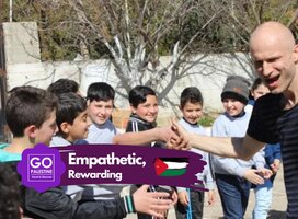 Volunteer with Palestinian Refugees