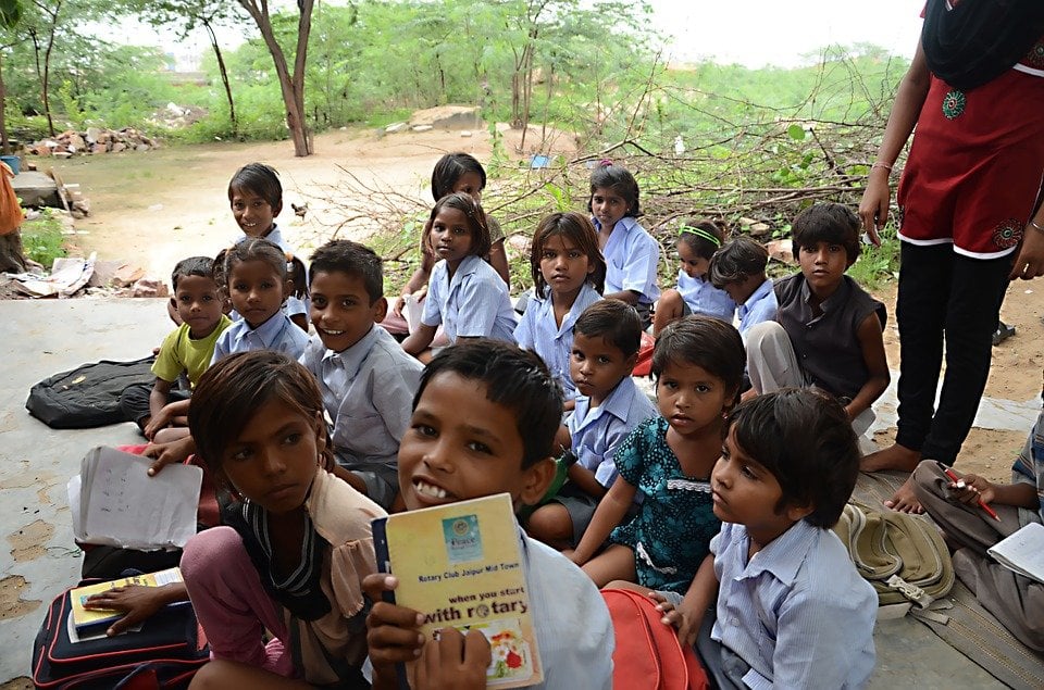 5 Ways to Tell If Your Volunteer Organization is Legit or Not