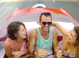 Classic Car ride along the Malecon